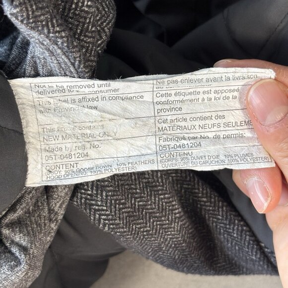 Lululemon Goose Down Fluff Off Pullover Hoodie Jacket Gray Puffer Size 6 W4B13S - Picture 13 of 16